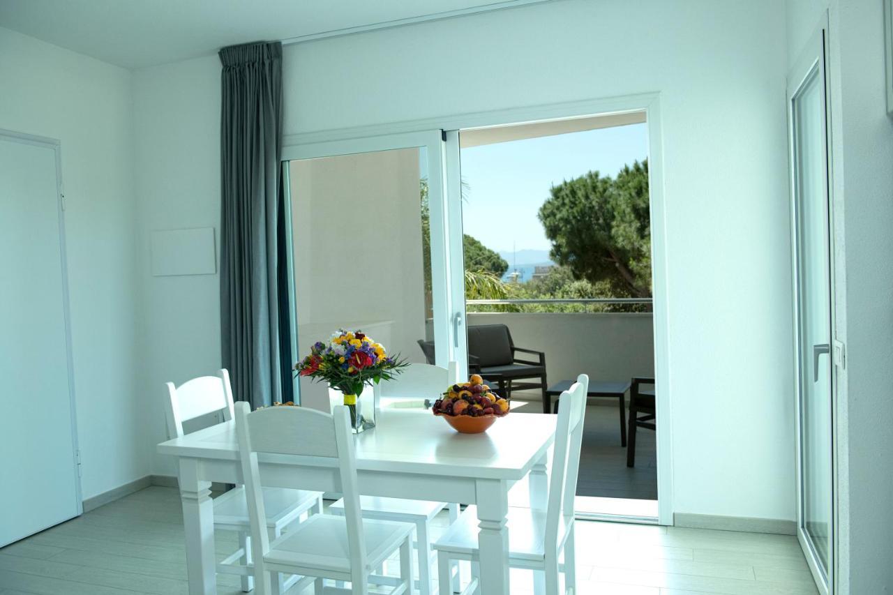 Casa Luigi Villa Golfo Aranci Exterior photo